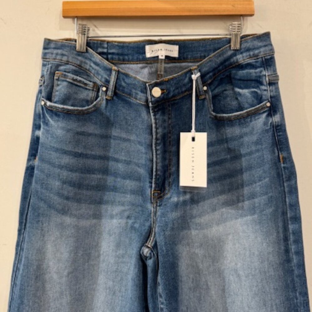 Risen Jeans - Dipped V Wide Leg Jeans - Picture 2 of 4